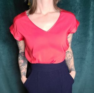 Flowy short sleeved v-neck top